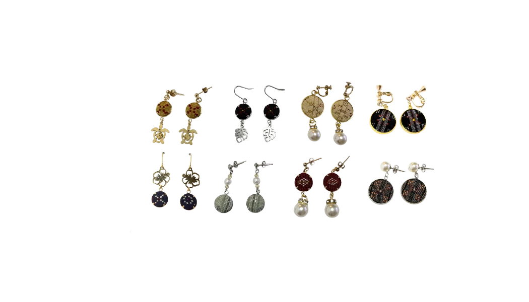 ブランコプラスイヤリング／ピアス